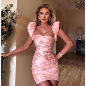 OH POLLY TAKE ME HIGHER PUFF SLEEVE .